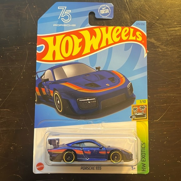 Hot wheels Porsche 935 mainline *error* unopened - Picture 1 of 1